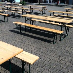 Bierzeltgarnituren